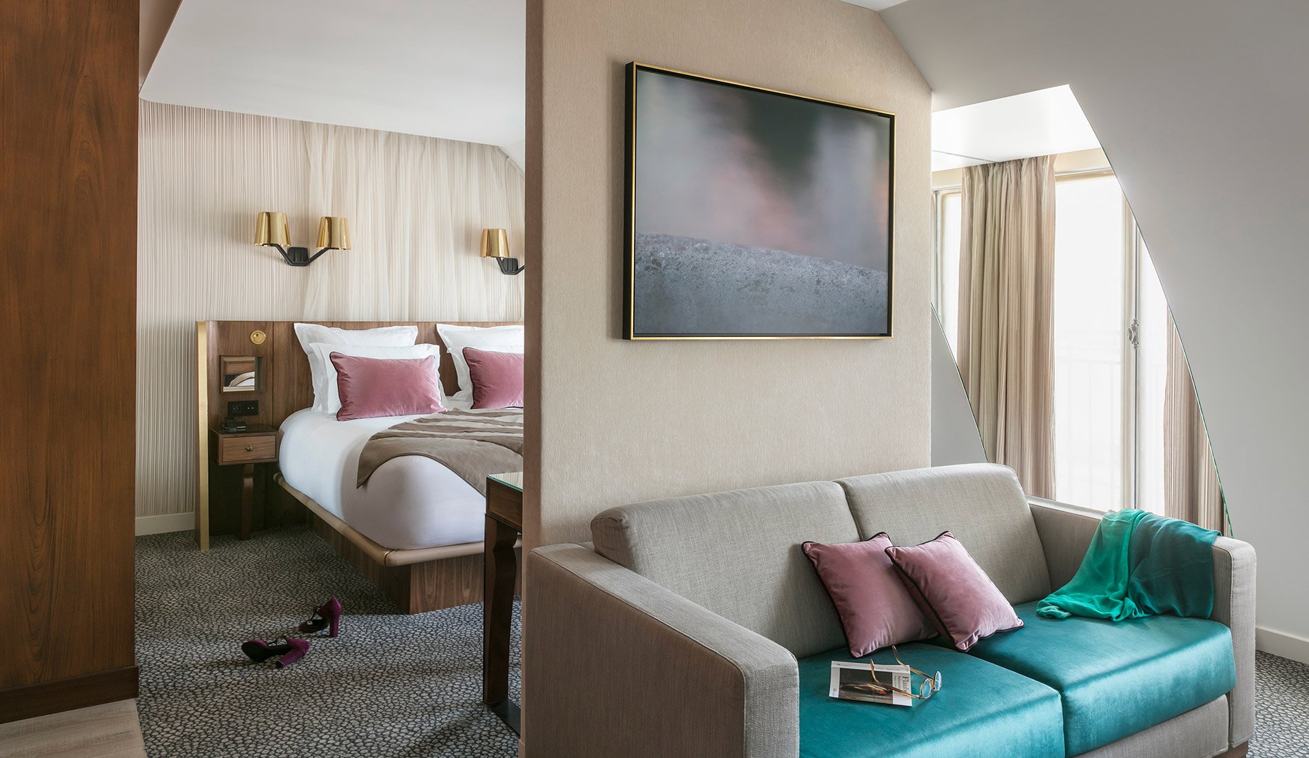 Luxury hotel - Maison Albar Hotels Le Pont-Neuf - 5-star - comfortable suite